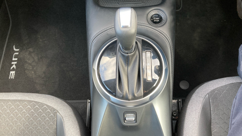 Nissan Juke 1.6 Hybrid N-Connecta 5dr Auto Hybrid Hatchback